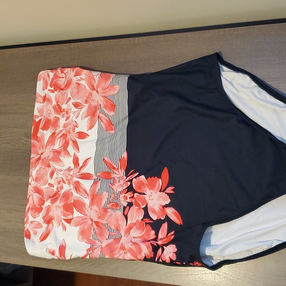 Calvin Klein Strapless Printed Tummy Control One-Piece Bandeau Swimsuit Size 14